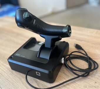Saitek X52 Pro Flight Control System - 4