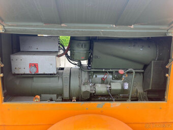 Mobilní generátor 17KW (20KVA) 1585 provozních hodin. Hodiny - 4