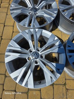 Alu kola 5x112 17" VW Passat B8 7J ET38 - 4