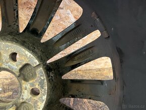 ORIGINÁLNÍ ALU DISK VW PASSAT 3AA 601 025 G 7,5Jx17H2 ET47 - 4