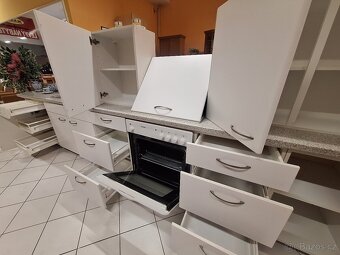 Kuchyňská linka včetně spotřebičů - 4