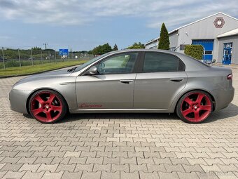 Alfa Romeo 159 3.2 JTS - 4