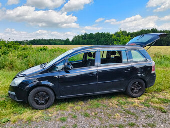 Opel Zafira 1.9 CDTI 74Kw ND - jako celek - 4
