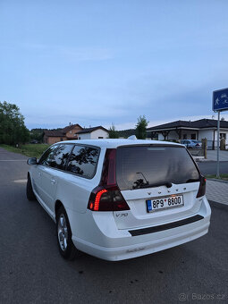 Volvo V70 III 2.4d - 4