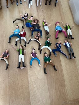 Schleich koně velká bedna - 4