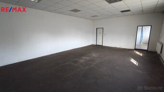 Pronájem výrobních prostor se zázemím, 462m² - Děčín - 4