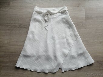 DÁMSKÉ ( DÍVČÍ) OBLEČENÍ - 4