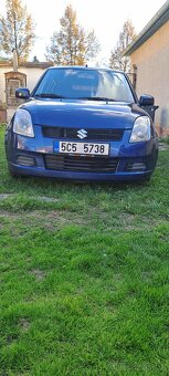 Suzuki Swift - 4