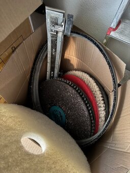 Podlahový mycí stroj tenant T2 - 4