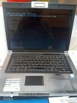 Notebooky 4x poškozené, neúplné, dohodou - 4