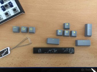 Herní mechanická klávesnice Ducky one 2 mini - 4