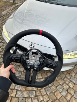 BMW M5 / M Sport volant - 4