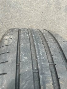 Letní pneu Goodyear 235/40 R19 - 4