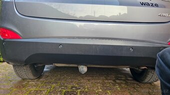 Hyundai IX 35 4x4 2.0 CRDi, automat, tažné, servisované - 4