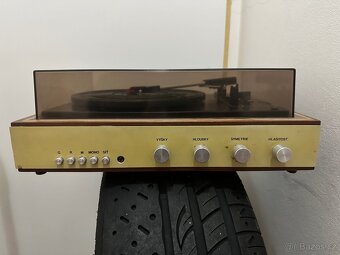 Starý gramofon - 4