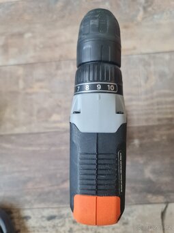 Black Decker aku šroubovák - vrtačka - 4
