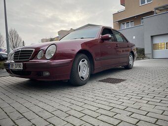 W210e 240 automat - 4