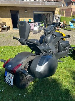 CanAm Ryker 900 - 4