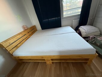 Postel z palet - 4