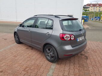 Volkswagen golf V plus facelift 1.6mpi 75kw rok 2009 - 4