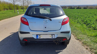 Mazda 2 - 4