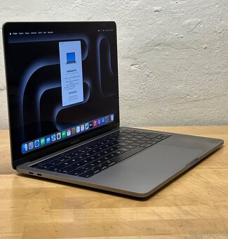 MacBook Pro 13” 2017/16GB RAM/intel i5/512GB SSD/ Záruka - 4