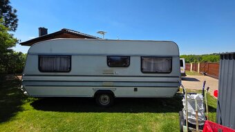 Obytný karavan LMC. Rv.87. Nová STK - 4
