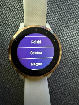Kompletní balení GARMIN Vivoactive 4s GOLD + řemínky - 4