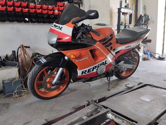 Honda CBR 600 f - 4