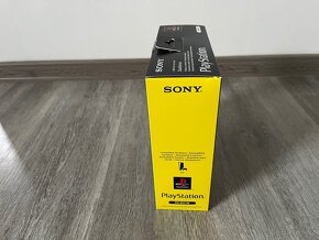 Sony DualSense 30th Anniversary Edition - 4