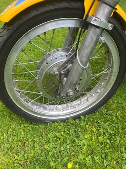 Husqvarna 250 závodní - 4