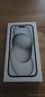 Iphone 15, 128GB včetně obalů - 4