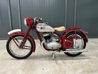 Jawa 250 pérák - 4