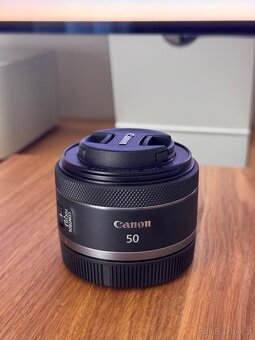 objektiv Canon RF 50 mm f/1,8 STM - 4