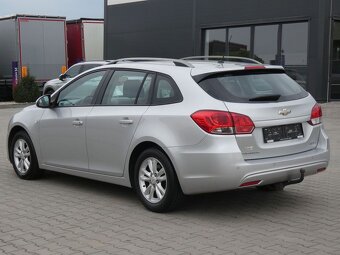 Chevrolet Cruze 1.7 TD 96kW, combi, klima - 4