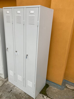 Skříň, skříňka plechová šatní, zaměstnanecká od 500 kč - 4