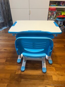 Dětský psací stůl - 4