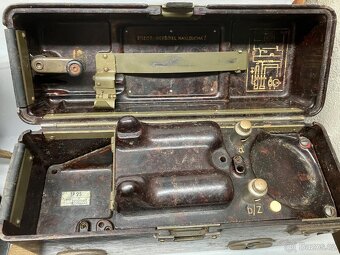 Polní telefon 3ks - 4