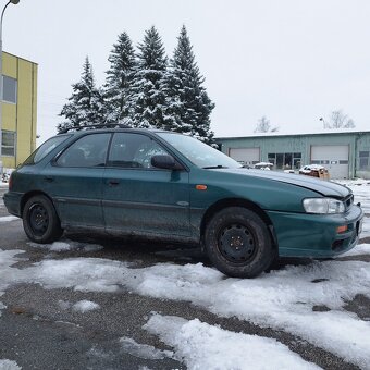 Subaru impreza 2.0i - 4