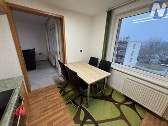 Pronájem bytu 3+1 s balkonem a garáží – Husinec, Kostnická u - 4