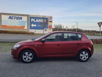 Kia Cee´d, 1.6CRDI ČR 2.MAJ PĚKNÉ AUTO - 4