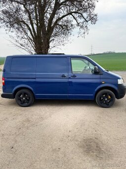 Volkswagen Transporter T5 - 4