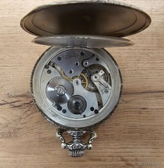 Velké kapesní hodinky DOXA - 4