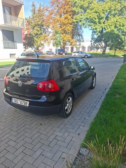 Volkswagen Golf 5 1.4 59kw , rok : 2008 - 4