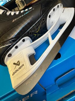 Brusle Bauer Supreme Shadow Int - 4