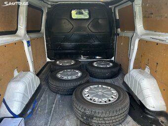 Transit 2014 2.2 92kW nafta 204 809km - 4