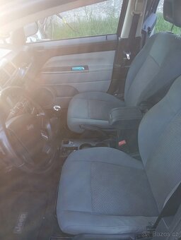 Jeep Compass - 4