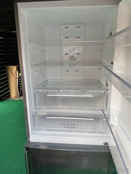 Lednice značky ariston.       Prosim čist popisek - 4