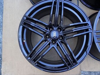 Alu disky na Audi černé, 19", 5x112, ET 42, šířka 8,5J - 4