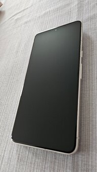 Google Pixel 8 PRO - 4